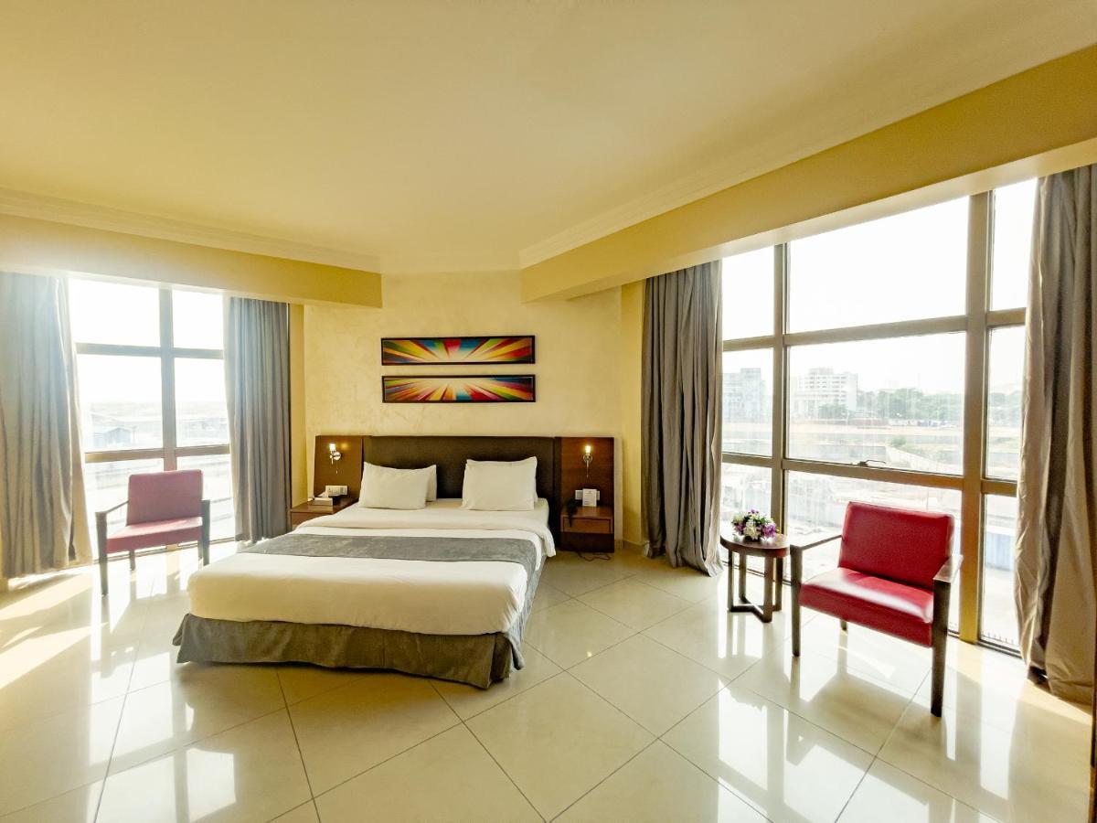 The Avenue Suites Лагос Экстерьер фото